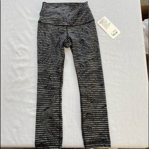 Lululemon yoga pants NWT